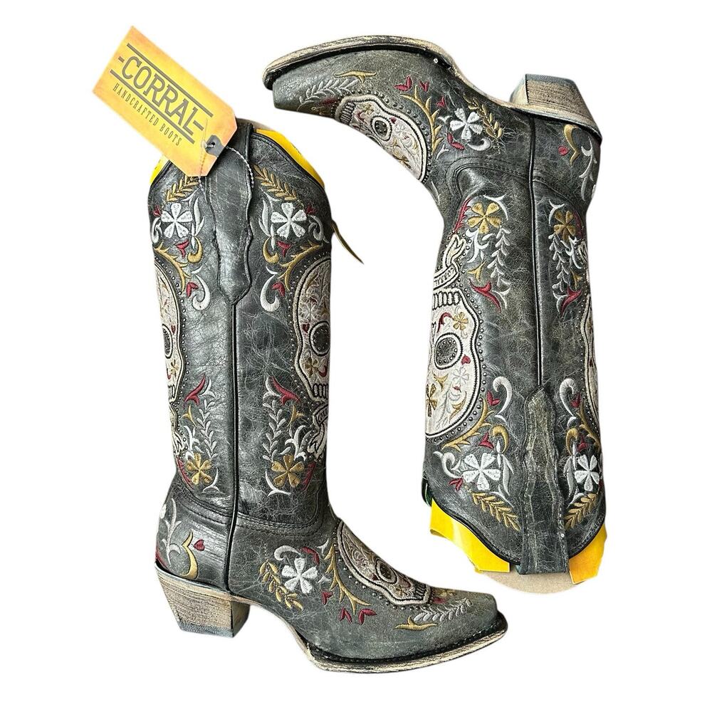 CORRAL Women’s 6.5 SUGAR SKULL EMBROIDERY WESTERN BOOTS - Snip Toe, Embellished
